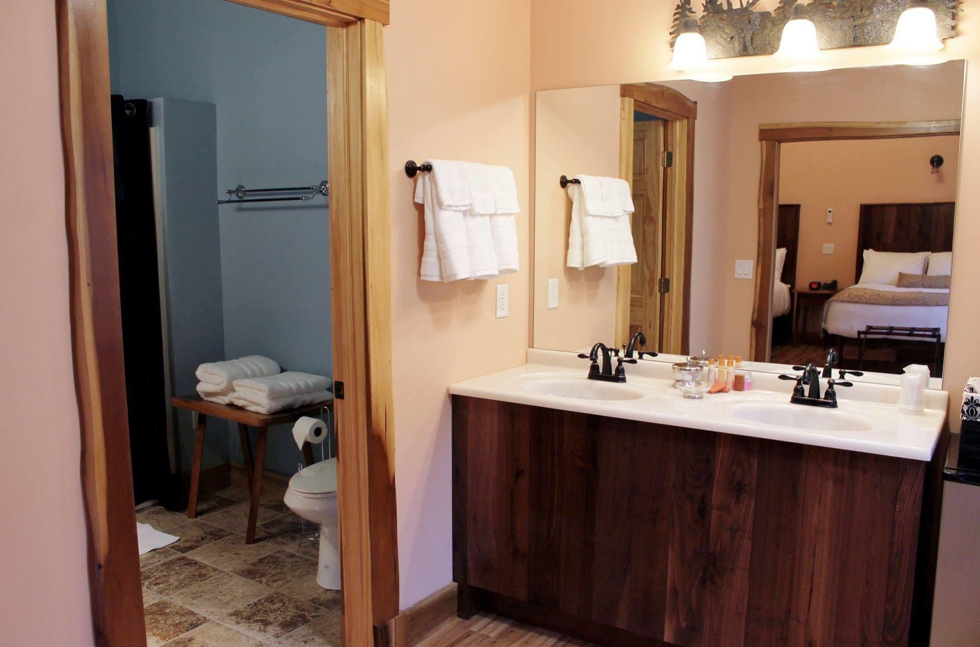 Fenton Inn Nellysford Екстериор снимка