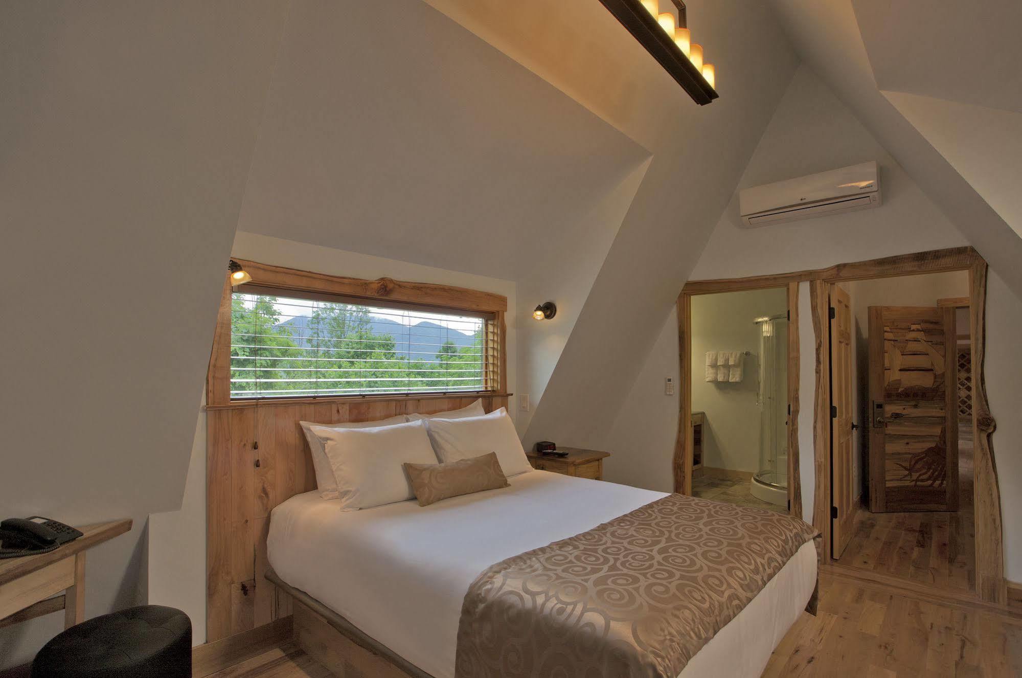 Fenton Inn Nellysford Екстериор снимка